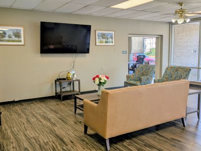 Delhaven Manor Photo